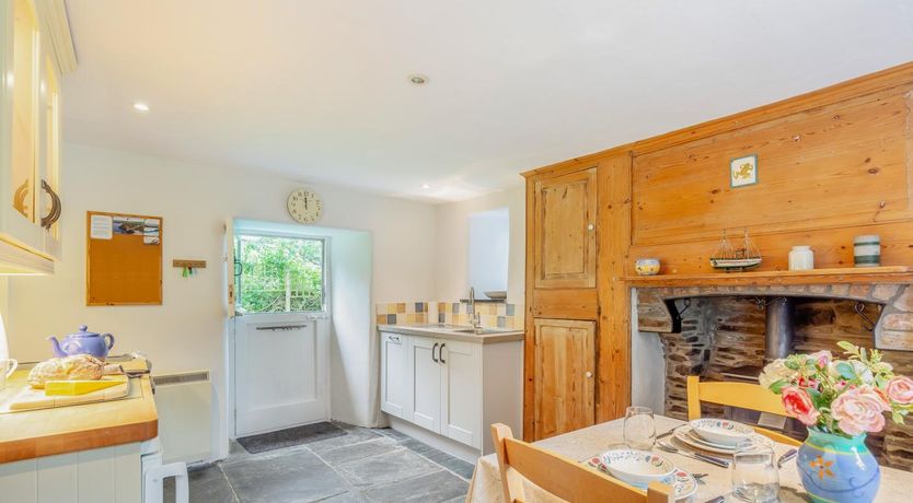 Photo of 2 Bed in Boscastle