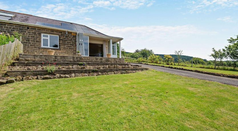 Photo of 4 Bed in Bamford