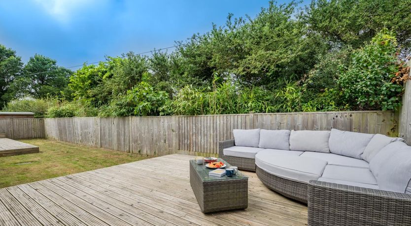 Photo of 4 Bed in St. Merryn