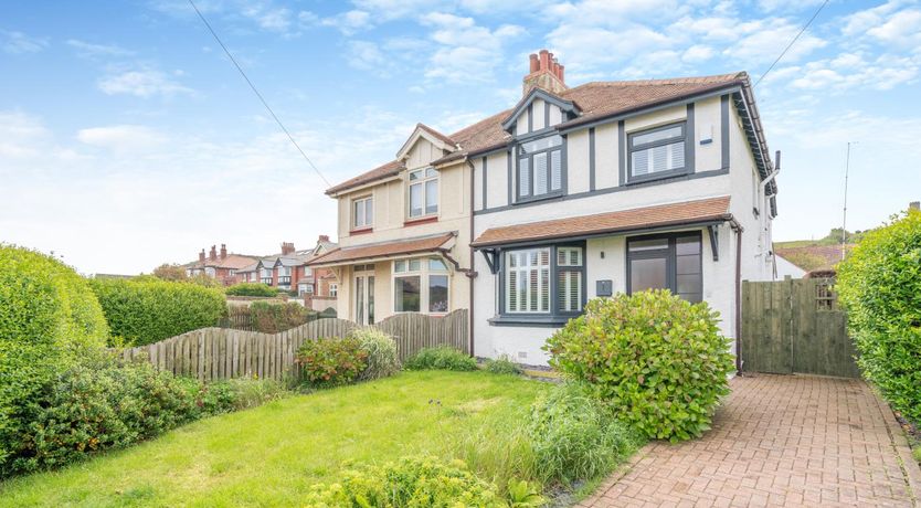 Photo of 3 Bed in Sandsend
