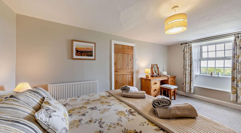 Photo of 3 Bed in Dyffryn Ardudwy