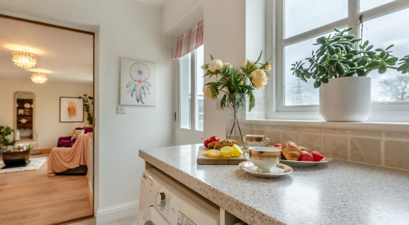 Photo of 1 Bed in Ludchurch