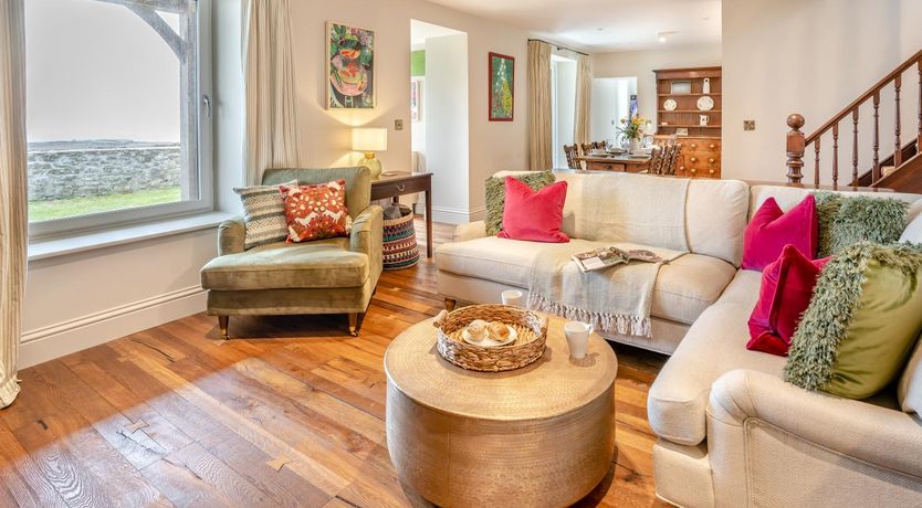 Photo of 4 Bed in Rhossili