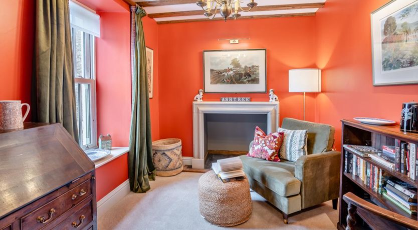 Photo of 4 Bed in Rhossili