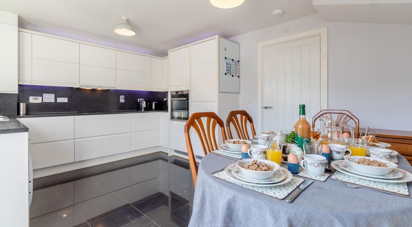 Photo of 3 Bed in Felixstowe