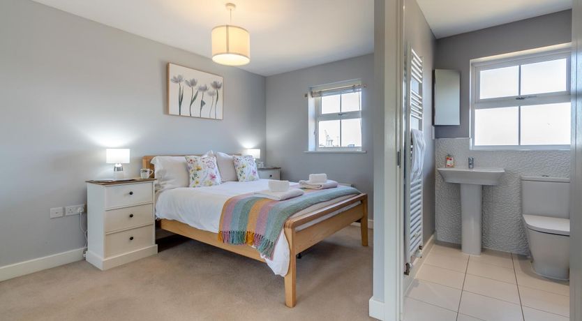 Photo of 3 Bed in Felixstowe