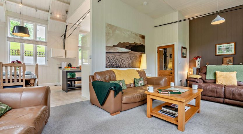 Photo of 3 Bed in Sandsend