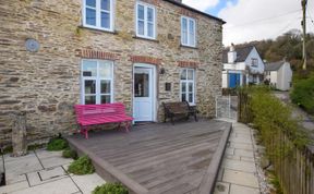Photo of 3 Bed in Golant