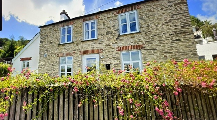 Photo of 3 Bed in Golant