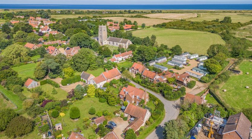 Photo of 2 Bed in Holme Next The Sea