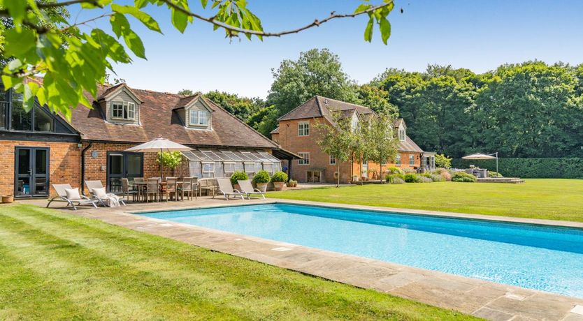 Photo of 7 Bed in Henley-on-Thames