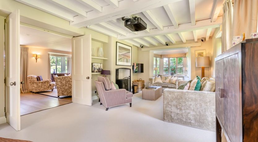 Photo of 7 Bed in Henley-on-Thames
