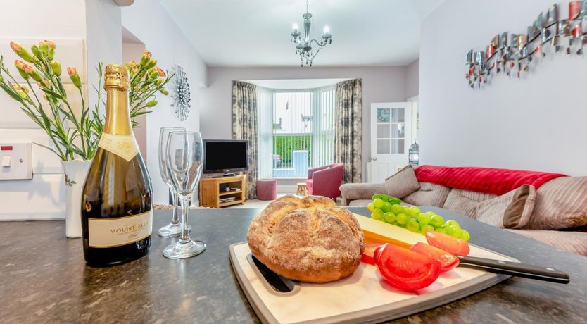 Photo of 2 Bed in Tenby