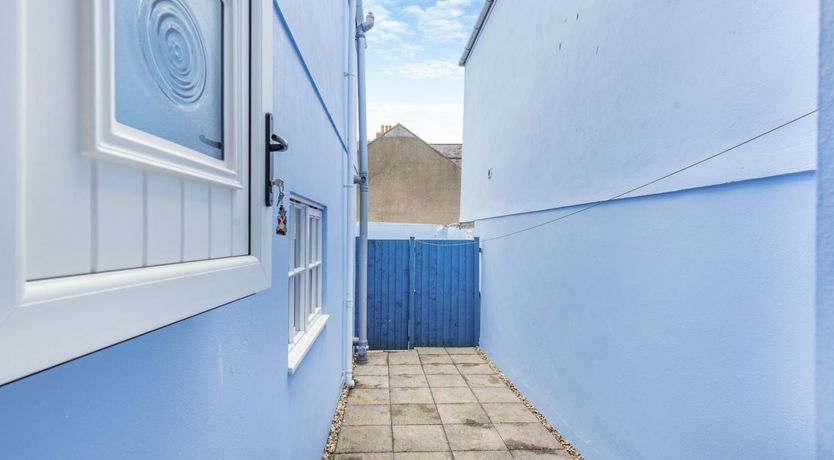 Photo of 2 Bed in Tenby