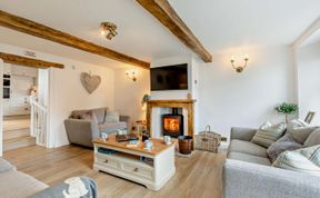 Photo of 3 Bed in West Down