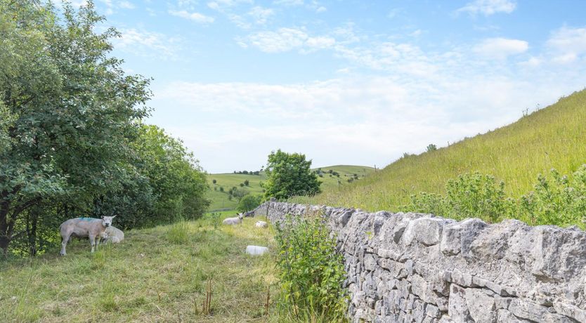 Photo of 3 Bed in Earl Sterndale