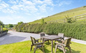 Photo of 3 Bed in Earl Sterndale