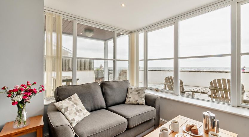 Photo of 4 Bed in Amroth