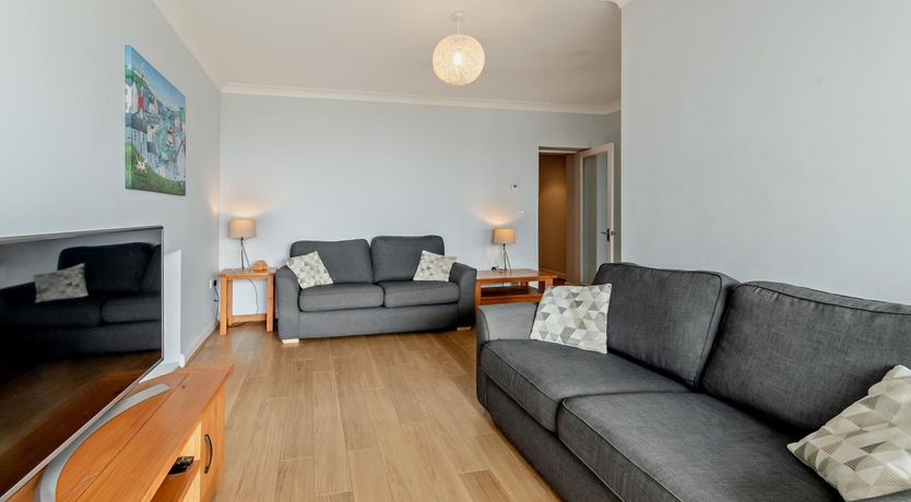 Photo of 4 Bed in Amroth