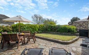 Photo of 3 Bed in St. Merryn