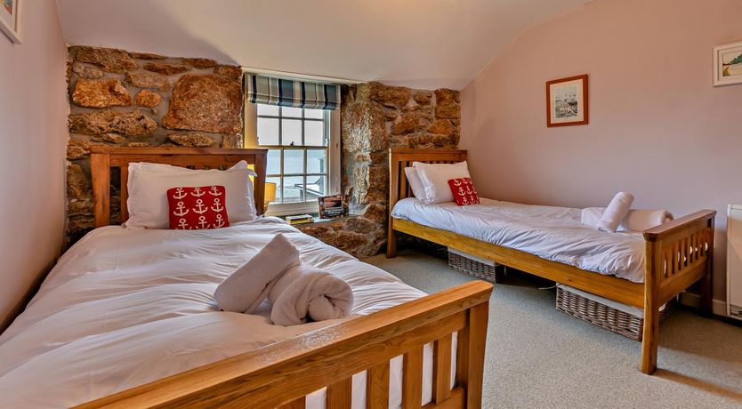 Photo of 3 Bed in Sennen Cove