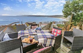 Photo of 3-bed-in-sennen-cove-1