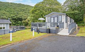 Photo of 2 Bed in Gilfachrheda