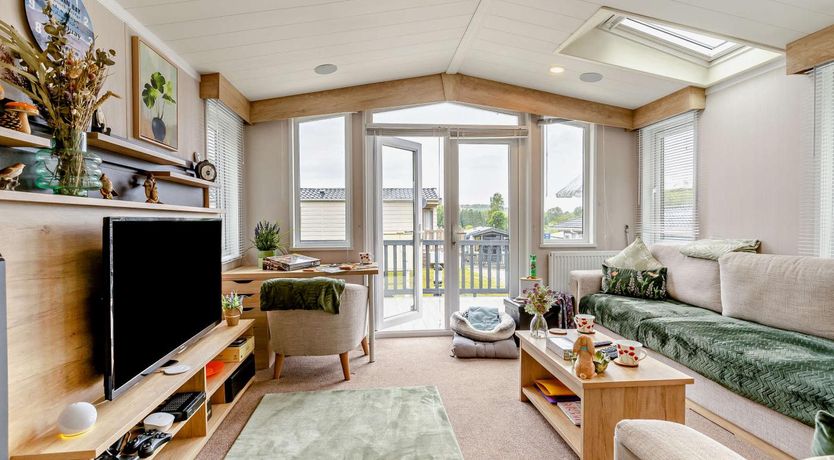 Photo of 2 Bed in Gilfachrheda