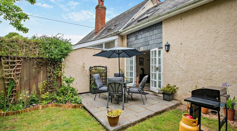 Photo of 2 Bed in Kentisbeare