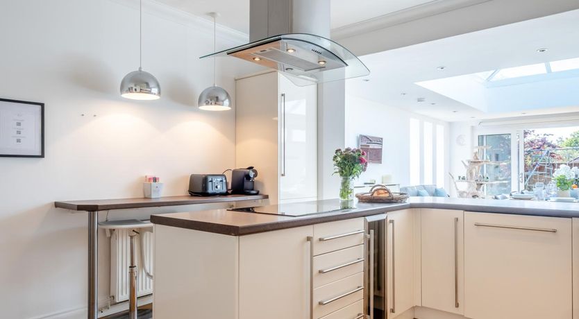 Photo of 4 Bed in Sandown