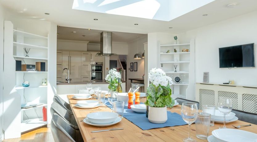 Photo of 4 Bed in Sandown