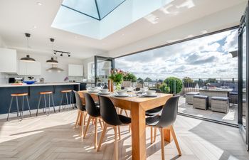 4 Bed in St. Austell Holiday Home