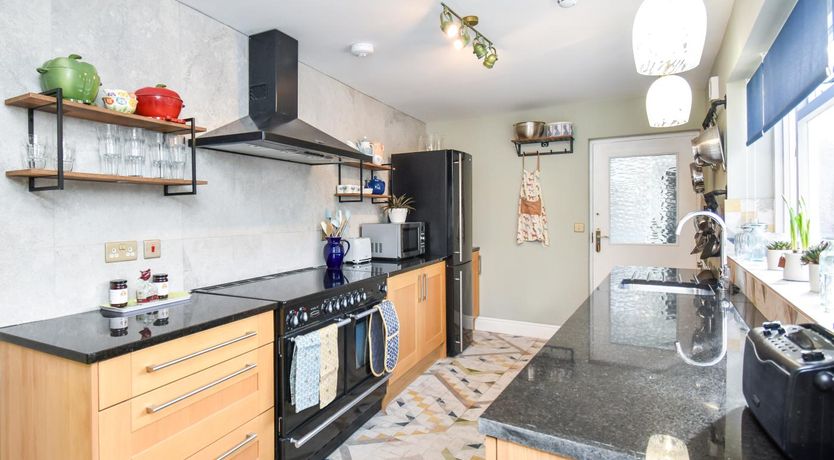 Photo of 4 Bed in Ruthin