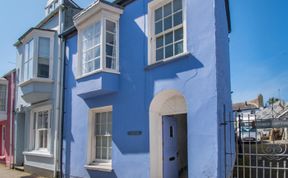 Photo of 2 Bed in Tenby