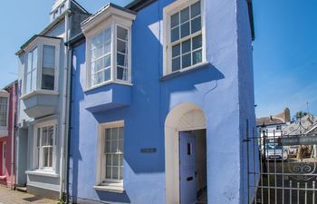 2 Bed in Tenby Holiday Home