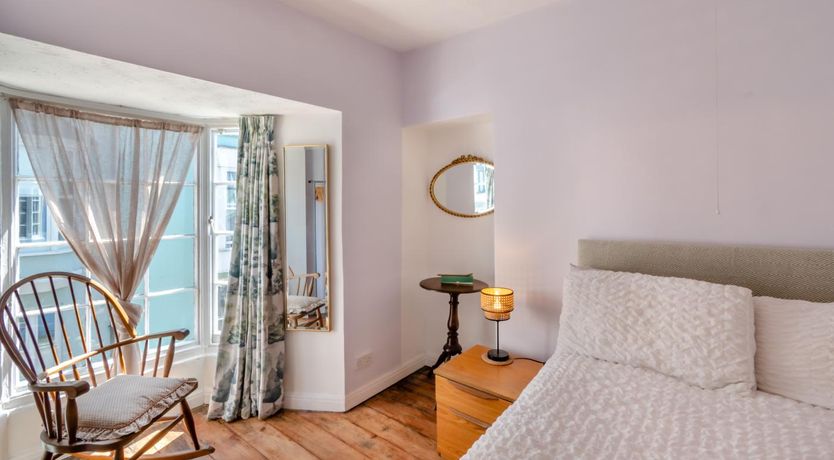 Photo of 2 Bed in Tenby