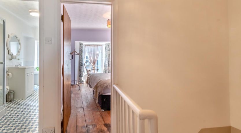Photo of 2 Bed in Tenby