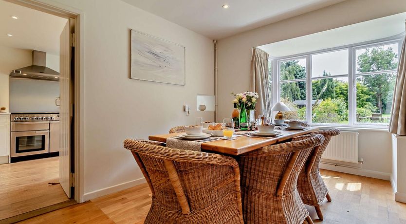 Photo of 3 Bed in Snape