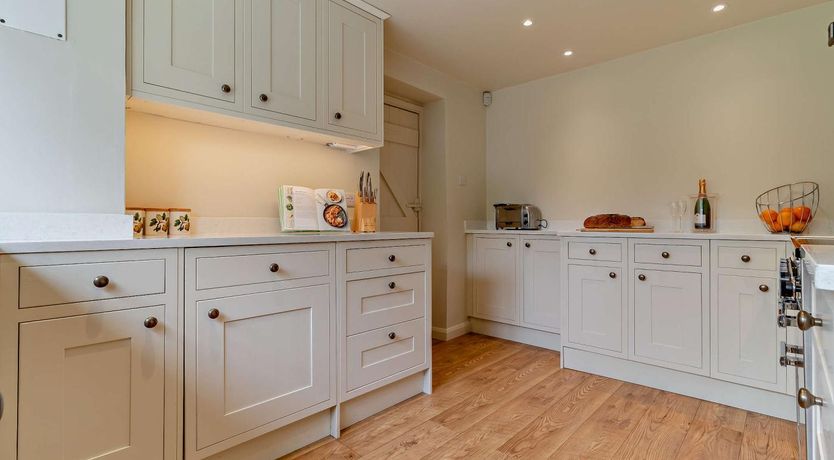 Photo of 3 Bed in Snape