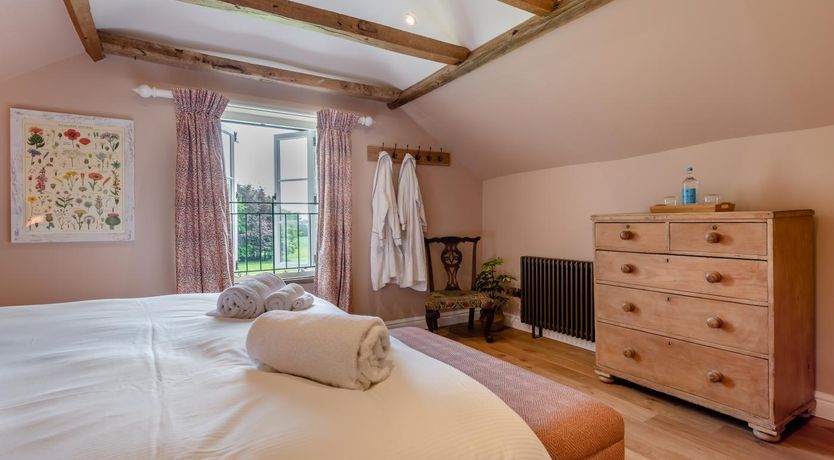 Photo of 1 Bed in Tollard Royal
