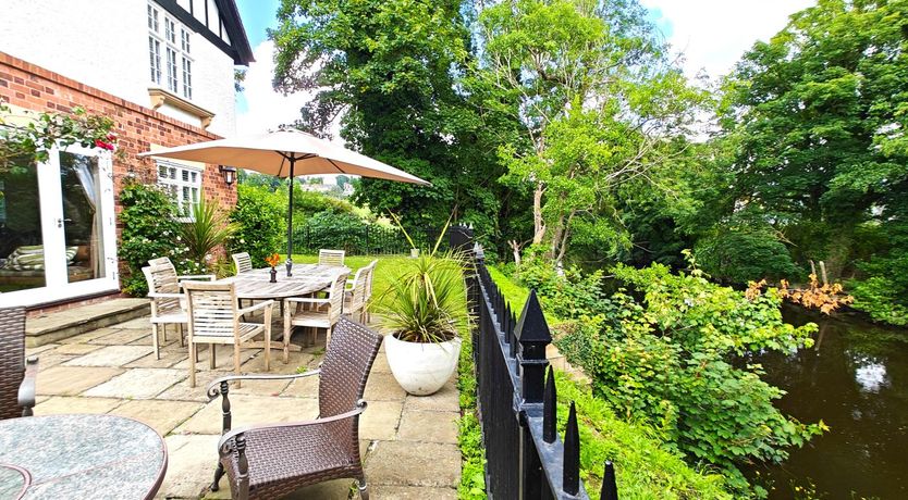 Photo of 5 Bed in Belper