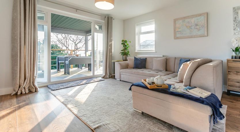 Photo of 3 Bed in Praa Sands