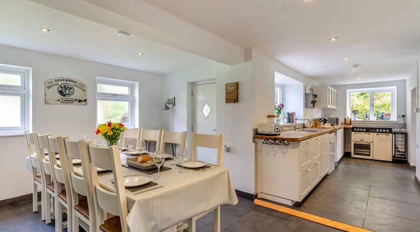 Photo of 3 Bed in Bodmin