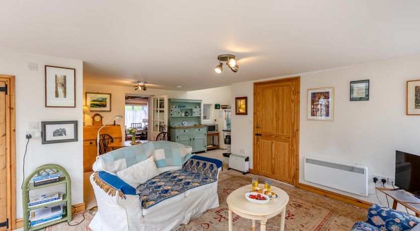 Photo of 2 Bed in Leintwardine