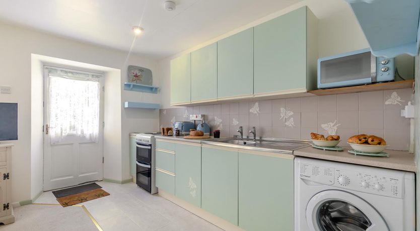 Photo of 2 Bed in Trewoon