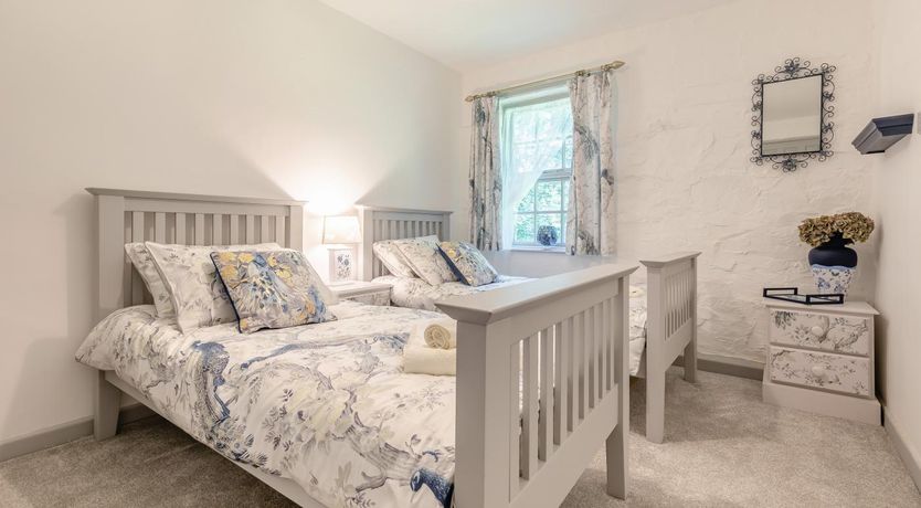 Photo of 2 Bed in Trewoon