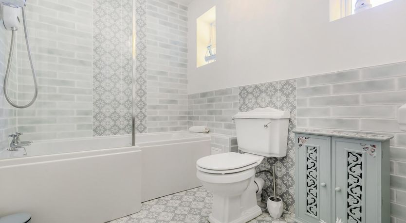 Photo of 2 Bed in Trewoon