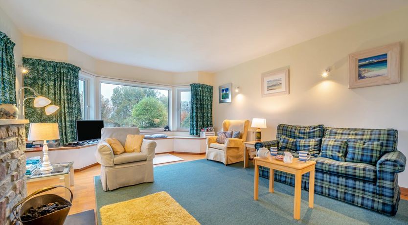 Photo of 3 Bed in North Connel