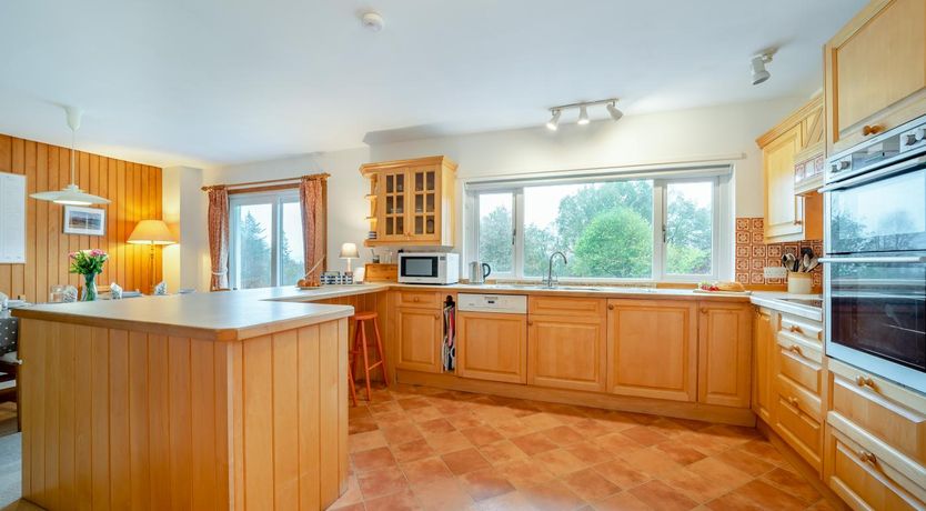 Photo of 3 Bed in North Connel