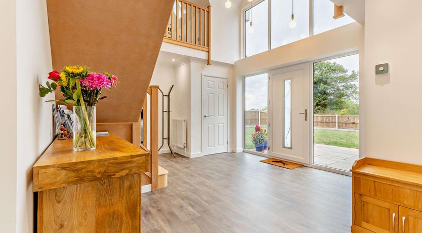 Photo of 4 Bed in Cawston